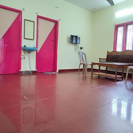 Sr Villa Stay Kottakuppam Εξωτερικό φωτογραφία